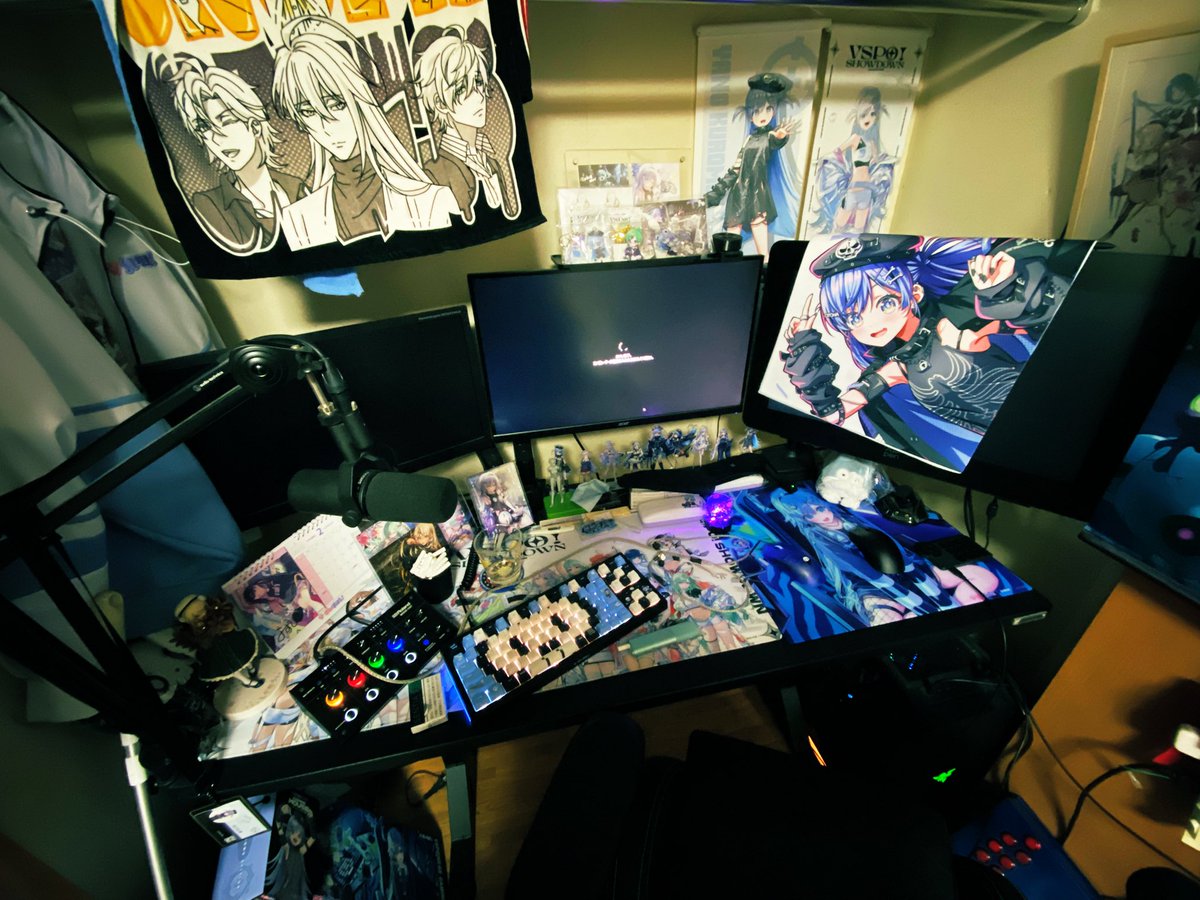 マウスもキーボードもマウスパッドもいい感じ☺️ マウスも