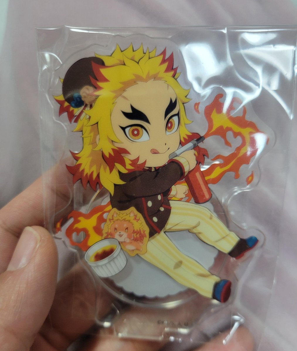 譲渡の品を探してる途中にバレンタイン煉獄見つけたけど宇髄がない(>_