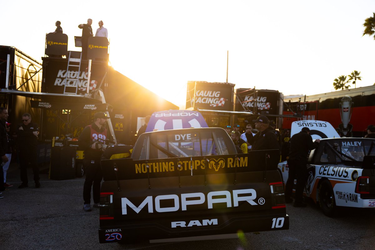 Kaulig Trucks tweet media