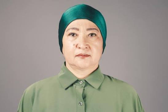 50 to 60 women were locked in a 20-square-meter-room

a bucket served as their toilet

the hygiene was very bad

some women were taken away at night and never returned

-Gulbahar Jelilova, camp survivor