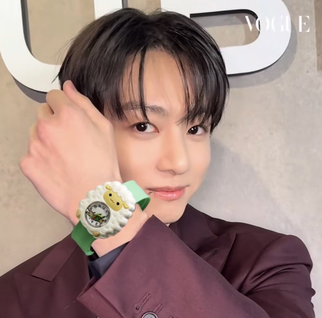 อิสัส ใครทำวะ ไม่ให้จองกุกมันโตเลยเรอะ หมดกันนาฬิกาเรือนเป็นแสนเป็นล้าน 5556666666656664555555555555544465555555555555555555