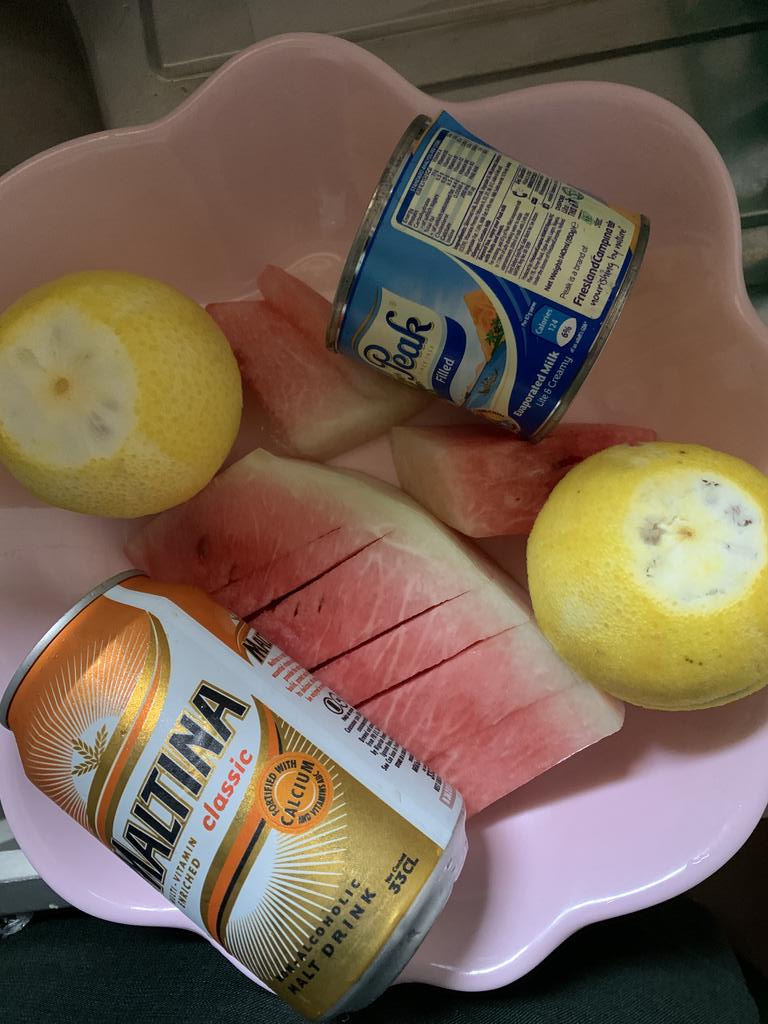 d_whiteOracle's tweet photo. Better than carbonated drinks https://t.co/SVdMKcPH4A