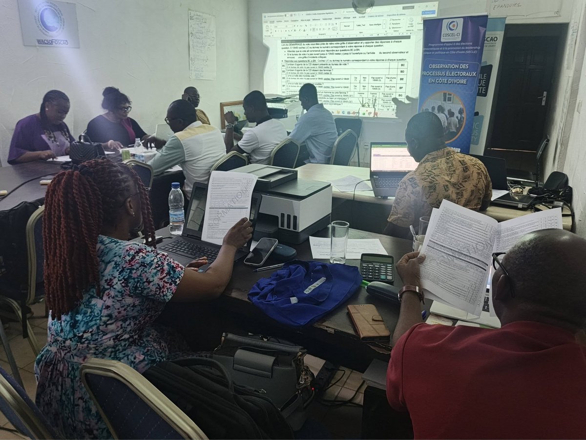 ndicotedivoire's tweet photo. 📍 Toumodi | #legislatives2026
Le @NDI soutient des organisations de la société civile pour l'observation de l'élection du 21 février prochain.  Des superviseurs et coordonnateurs sont formés pour à leur tour former des observateurs sur le terrain.

🔗https://t.co/307vvfksOy https://t.co/zDi14zUaIV