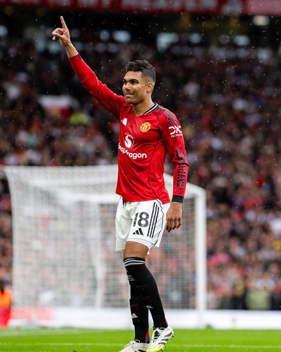 UtdForever7's tweet image. 🚨I don't care what people say, Casemiro was a successful transfer for Manchester United.

The media said he came for a payday… he proved them all wrong. Passion. Leadership. Love for the fans. Total commitment to the United culture.

One thing’s certain — he played for the