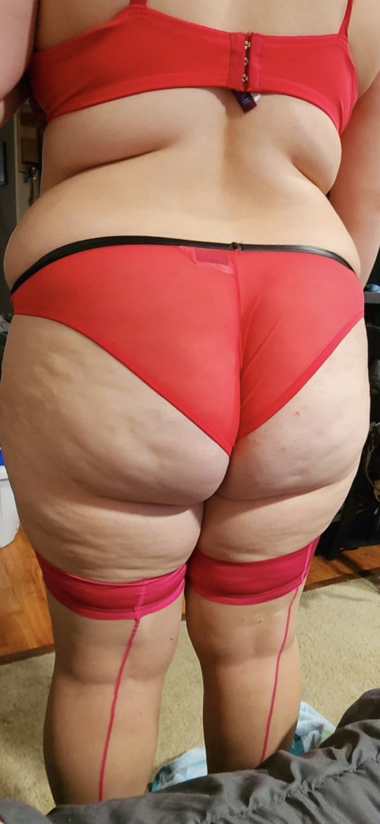 NYcouple90 tweet media