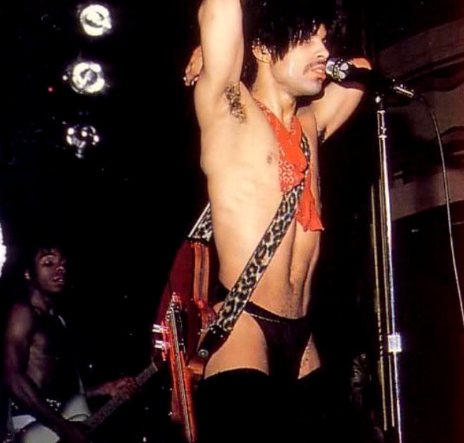 Caroline O'Connell tweet media