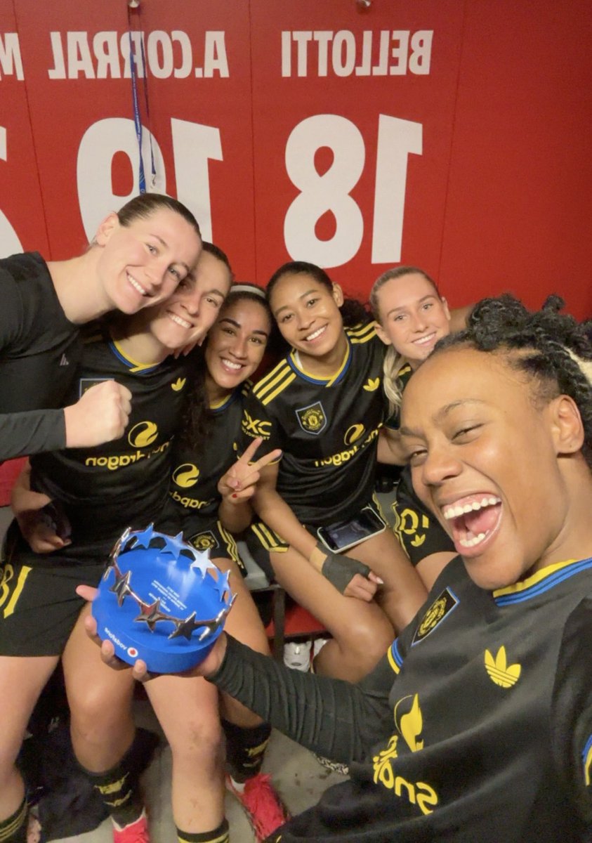 Jayde Riviere tweet media