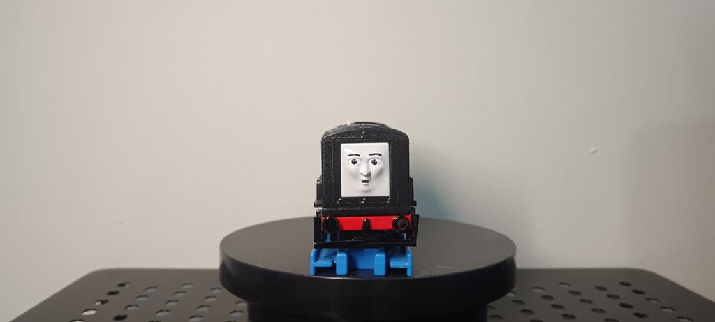 Devious but hard work he is, Diesel

I had this KO Hardworking diesel since 2022, it was my old au style diesel but it was too simple and non standard when putting it aside with my fleet. I went out and modify his chassis a little more to make like the real 08s