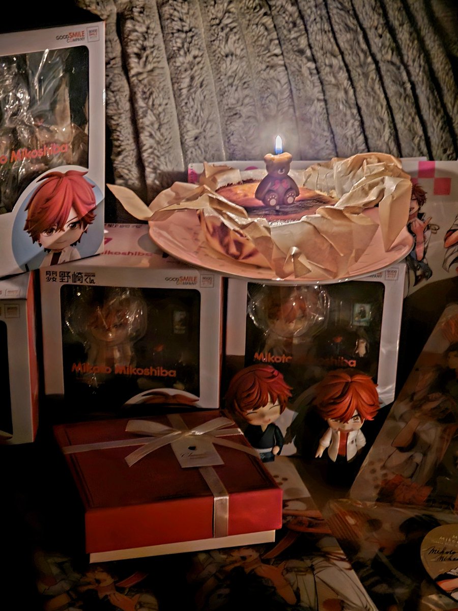 nolme9's tweet photo. #御子柴実琴生誕祭2026
 #御子柴実琴誕生祭2026
미코시바 미코토 생일 축하해❤️
올해는 미코링 넨도와 함께 하는 생일... 정말 감격스럽다
매년 외치니까 이뤄지네ㅜ0ㅜ 그렇다면 올해도 2기를 외쳐본다...!
이번 생일도 행복하게 보내길!
누나가 올해는 초코만 만든게 아니라 케이크도 두개나 구웠어! https://t.co/kNOY2cOzA7