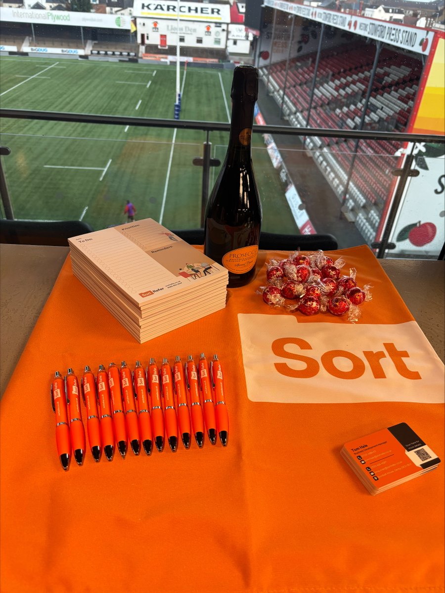 SortRefer tweet media