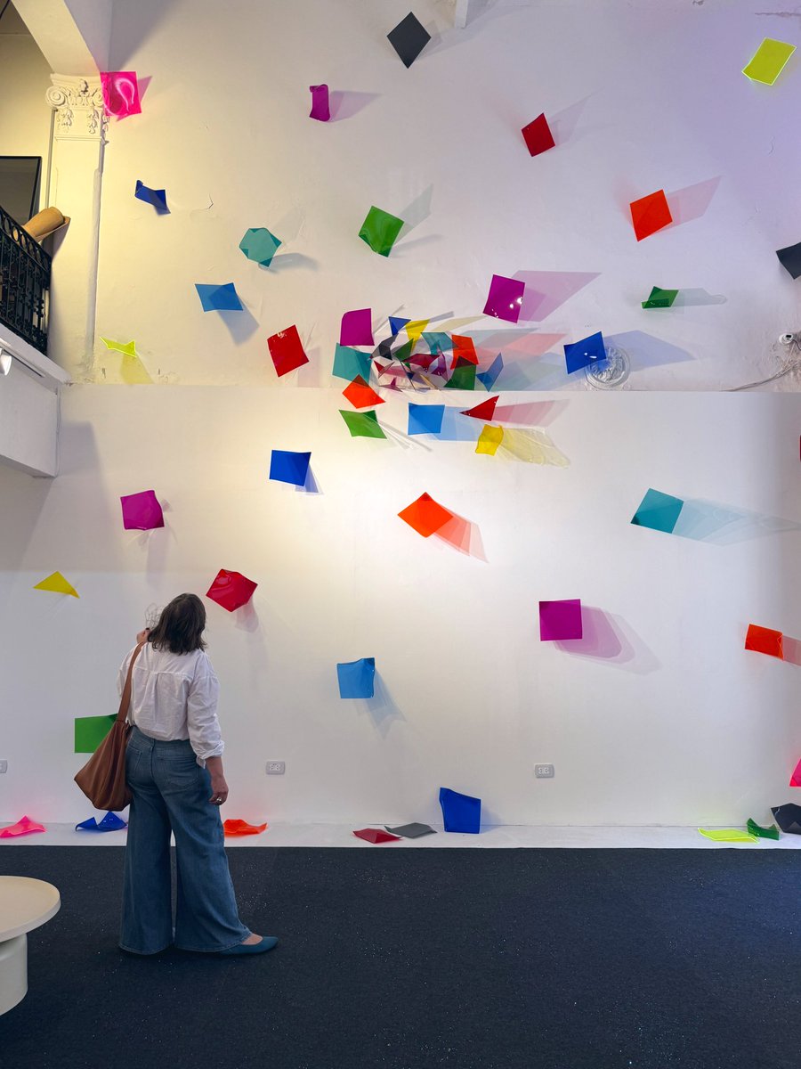 Últimos dos días hoy y mañana para visitar mi muestra “Fin de Fiesta” en Barrakesh Espacio Cultural. Ricardo Rojas 446, Retiro. Abierto de 14 a 19 hs. Los esperamos  🪩🪅🎉🎊