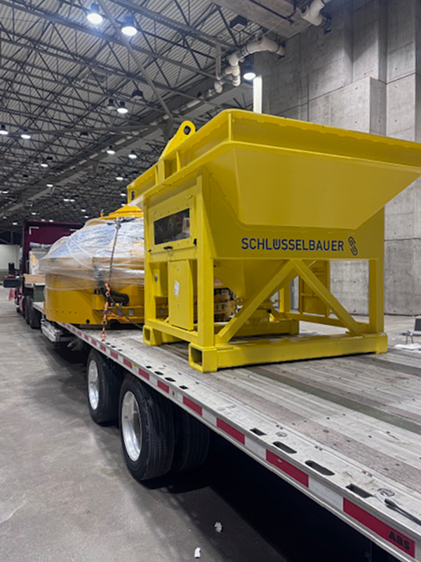 FITprecast's tweet photo. It’s nice to be leaving The Precast Show with some new goodies! This gear is North Carolina bound.

#ThePrecastShow #Haarup #Schluesselbauer #PrecastConcrete #FITPrecast #Manufacturing #Infrastructure #ConcreteLife https://t.co/CaDzb7j6vp