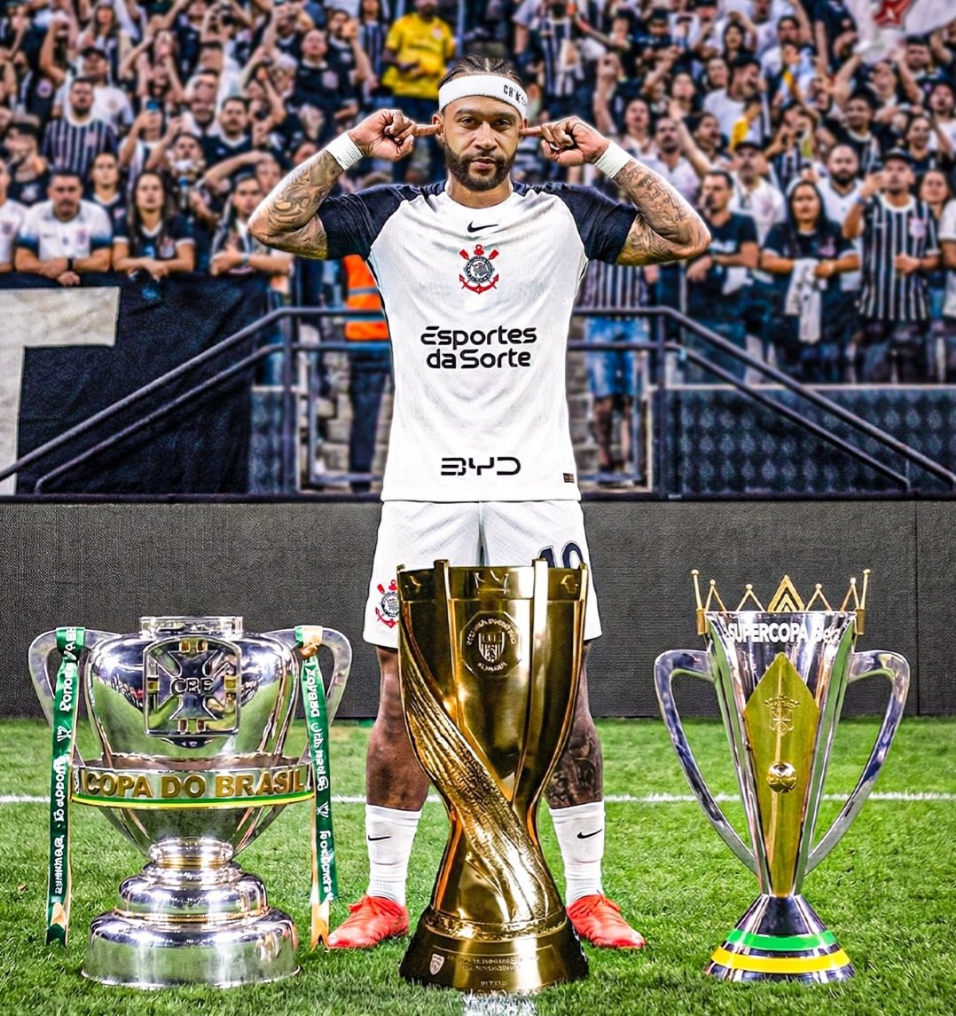 Vessoni's tweet photo. 🏆 Paulistão
🏆 Copa do Brasil
🏆 Supercopa do Brasil 
🏟 70 jogos (55 como titular)
⚽️ 19 gols
👟 15 assistências 

Camisa 10 do #Corinthians faz 32 anos e, assim como ocorreu no ano passado, levará todos funcionários do CT (quem cuida do gramado, camareiras, secretária, cozinheiras etc) na festa de aniversário nesta sexta. 

Gesto f... do aniversariante!
