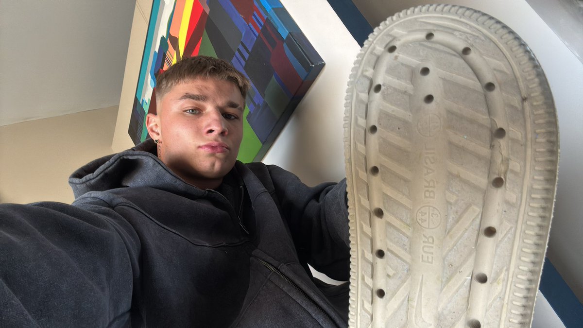 Gio tweet media
