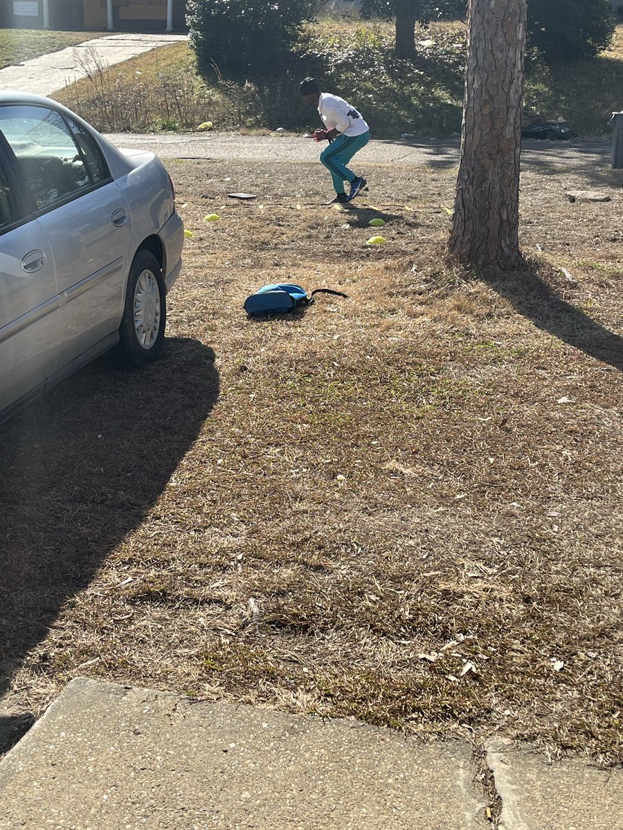 Arkelliousl's tweet image. Field work ❤️
@CoachDora_ @oc7888 @_CoachKThompson