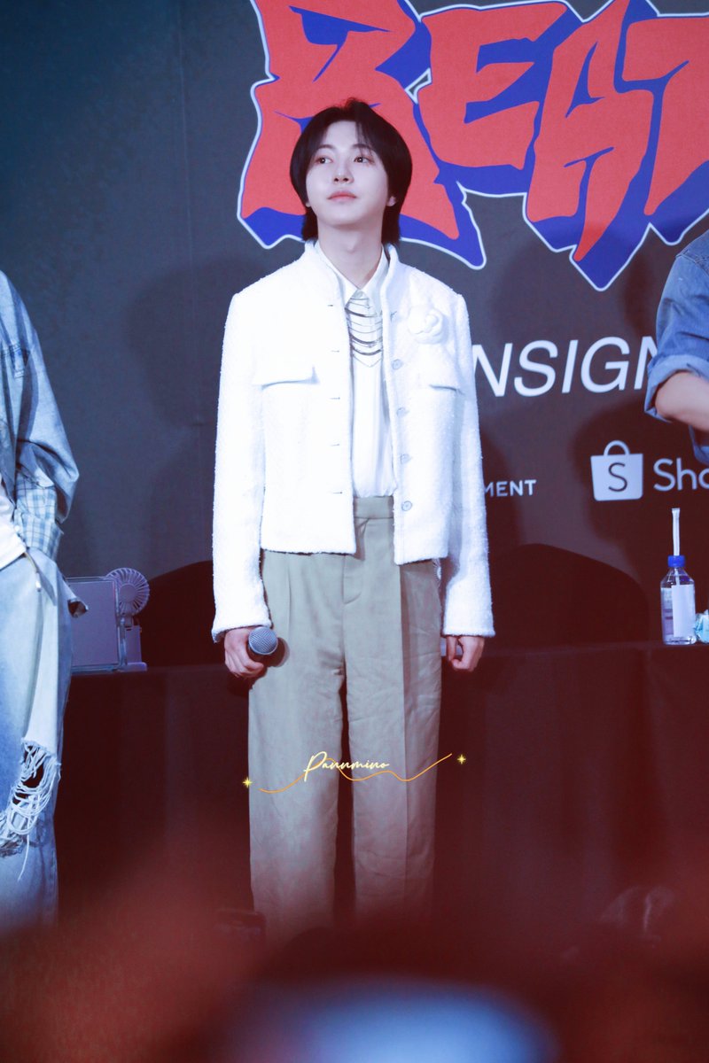 :มองหาแม่จ๋า
:แม่จ๋าอยู่นี่ค้าบบบบ 😭

#ShopeexNCTDREAMEvent