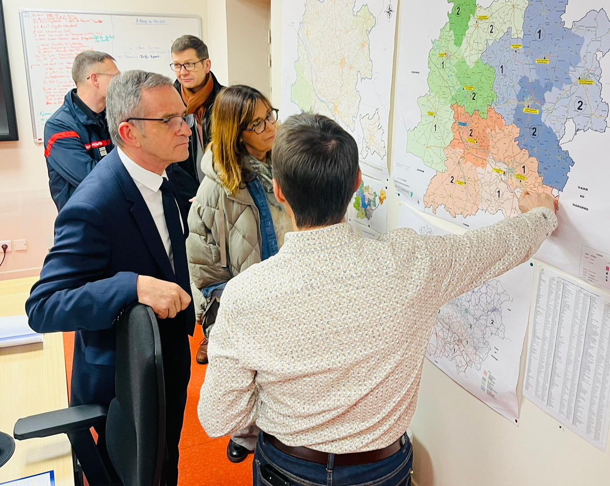 Image de Préfet de Lot-et-Garonne - Ce matin, Bruno André, préfet de Lot-et-Garonne s’est rendu au poste de commandement routier à Agen 