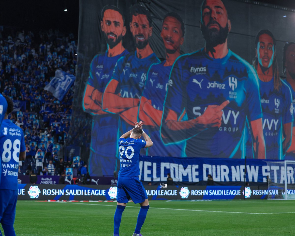 1SMi_'s tweet image. 🚨🚨🚨🚨🚨 حُسمت صور اليوم!!!!!!

الاسطورة كريم بنزيما مع جماهير الهلال بالمملكة ارينا

@ali_aldhahri 📸

😱😱😱😱😱😱😱😱💙💙💙💙💙💙💙