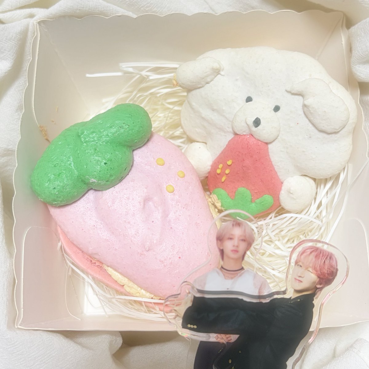 ｱﾔｶ tweet media