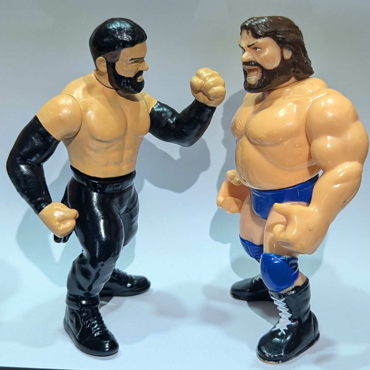 wwfhasbromaniax's tweet photo. Here is my WWE retro/WWF hasbro Finn Balor !
#Figfriday
#hwo
#FinnBalor https://t.co/IchIo8VynX