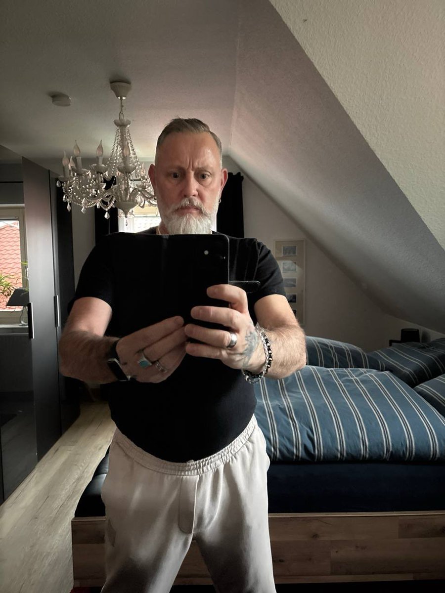 Roughdus tweet media