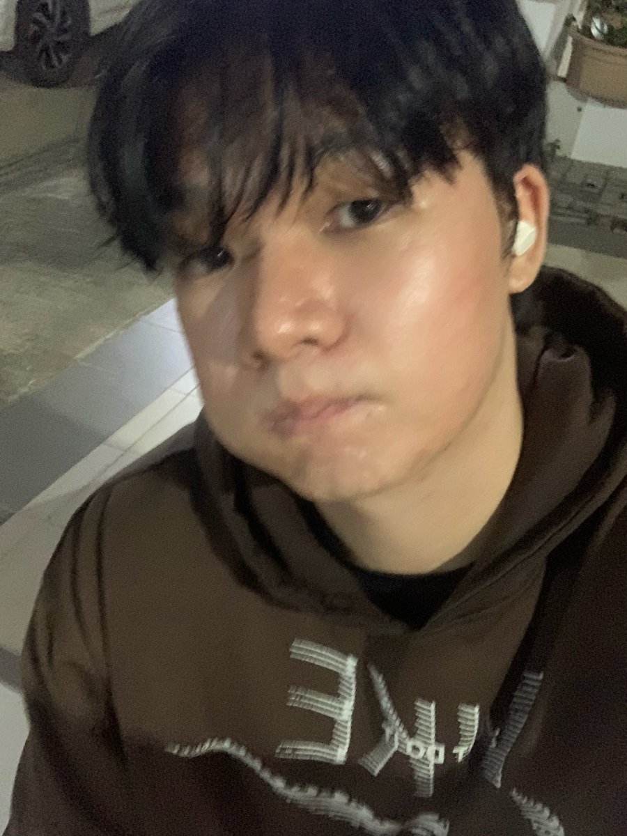 Give me chocolate and angpao