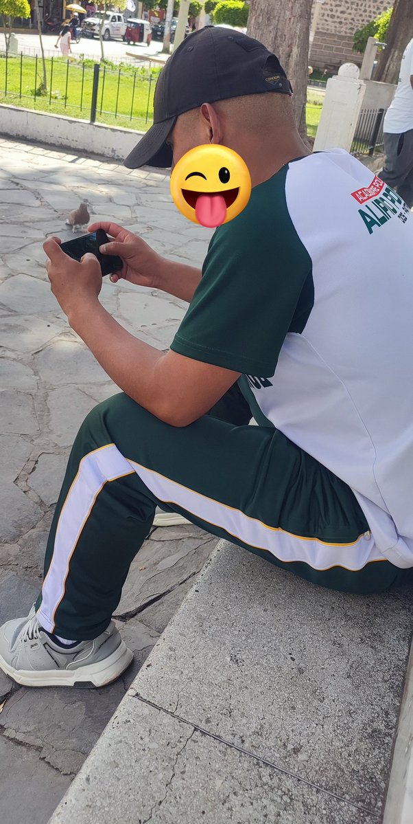 100% Machos Peruanos tweet media