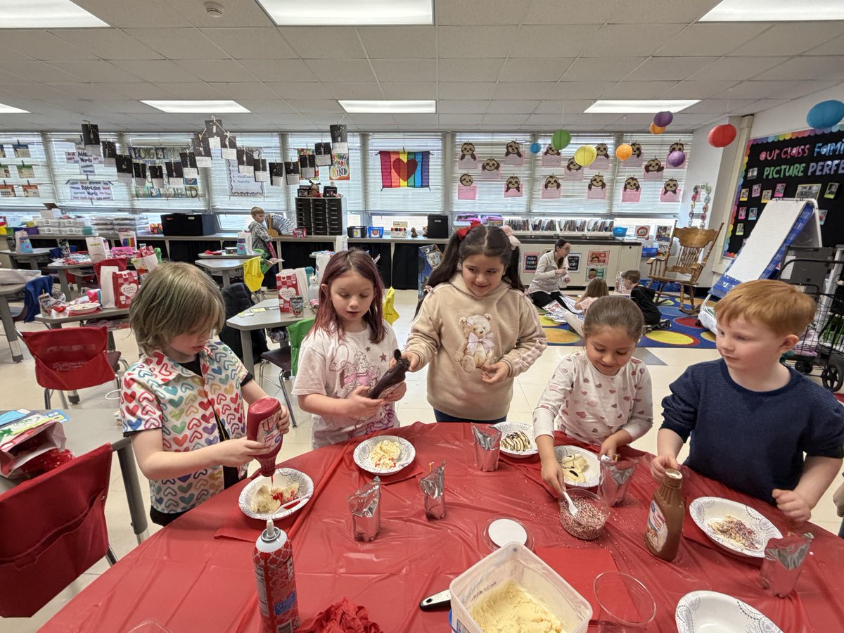 Valentine's Day fun in Mrs. Wilcosky's first grade. #ebroadrunners #d15rocks