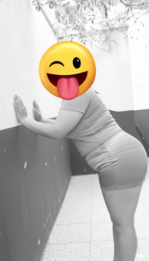 ♥سيهام مقلشة تاع♥ راجلها ♥ tweet media