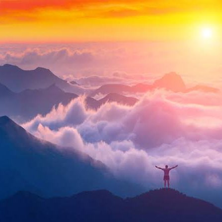 Profesör Dr. Güner Sönmez:

—Az uyuyan az yaşar.
— Az hareket eden az yaşar.
—Az kası olan az yaşar.
—Az arkadaşı olan az yaşar.
—Az güneş gören az yaşar.
—Az umudu olan az yaşar.