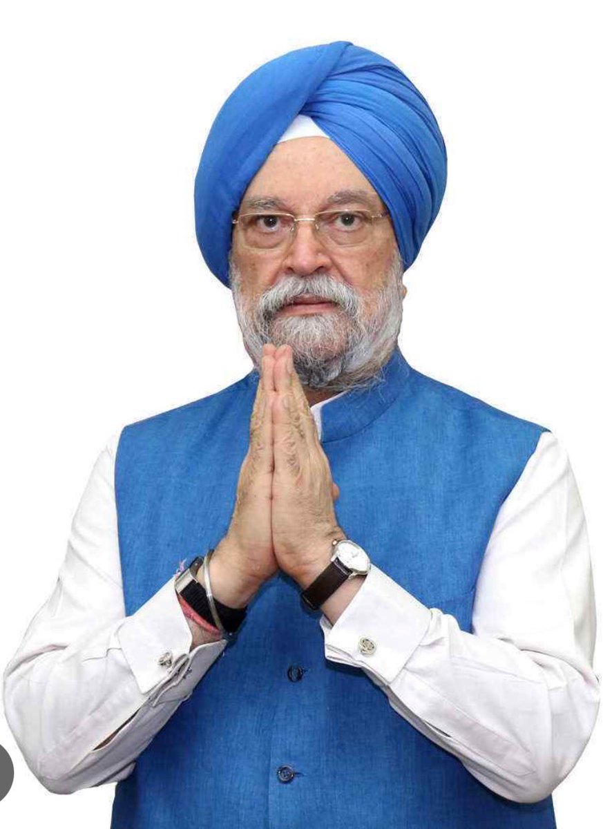 73 साल का ये बुड्ढा देश में मंत्री है जो की 13-14 साल की बच्चियों का यौन शोषण करने वाले के साथ पार्टियां किया करता था। #HardeepSinghPuri #Epstein