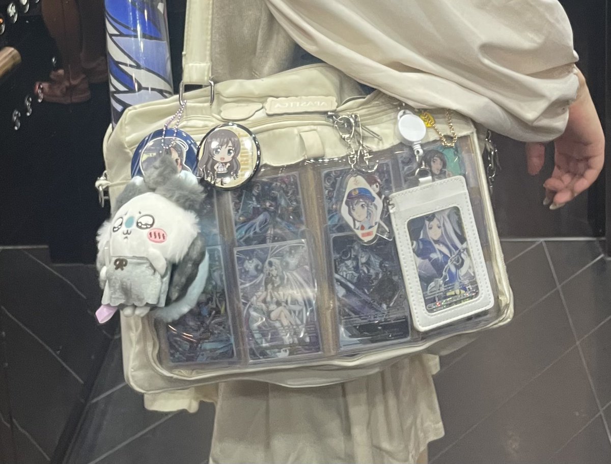 cooked itabag
momonga plush 🆕