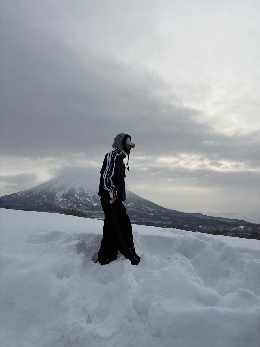 EVERYW0NWOO's tweet image. JEONGHAN WEVERSE UPDATE!! 😭😭😭🤍🤍🤍🤍