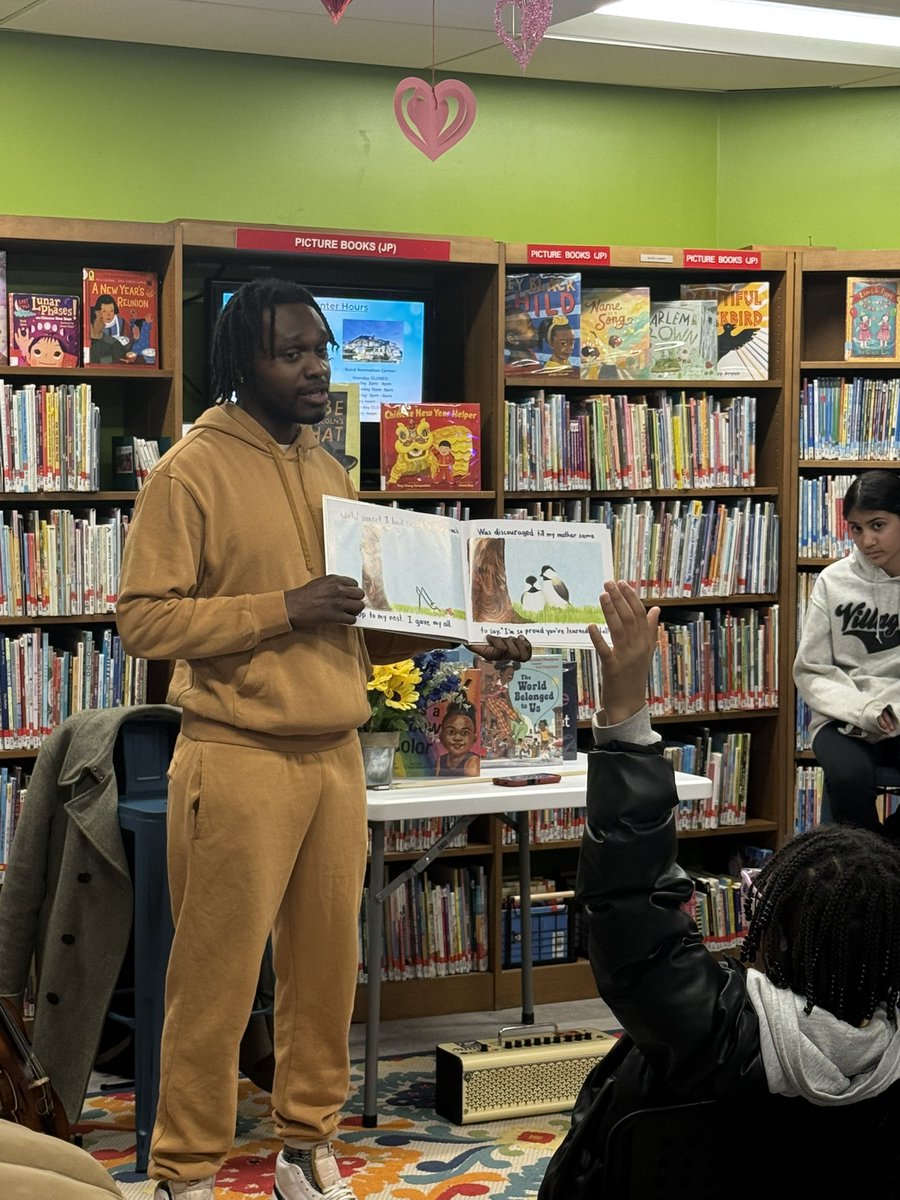 JReadTheArtist tweet media