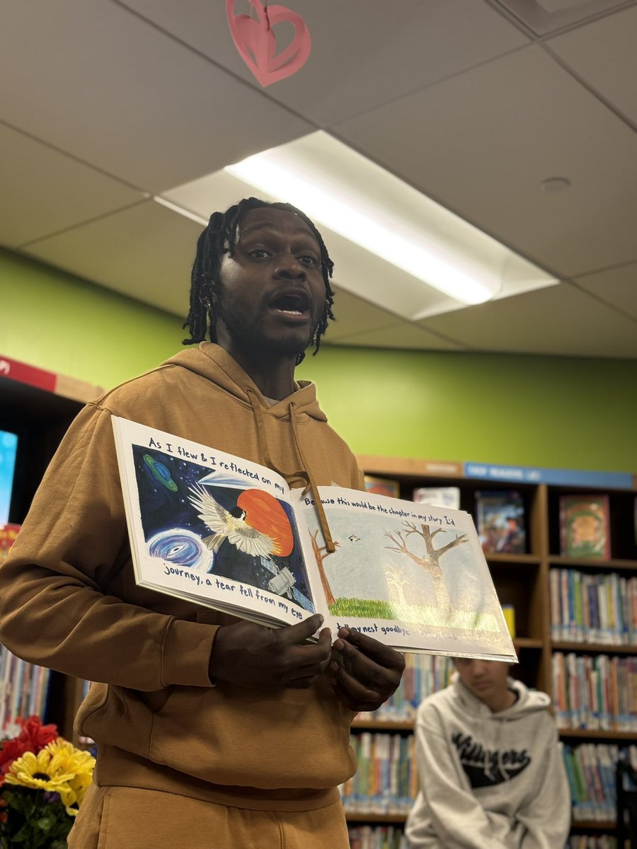 JReadTheArtist tweet media