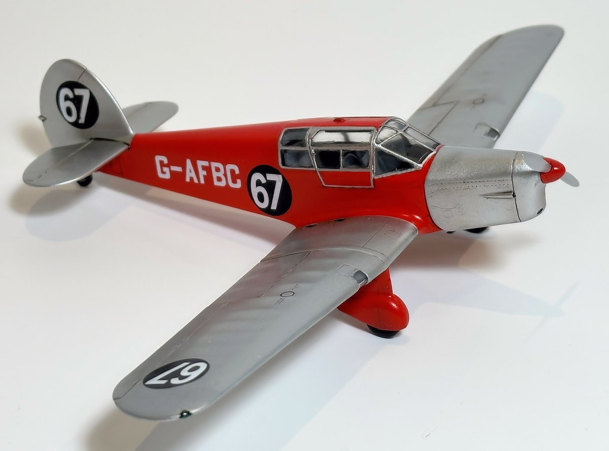 BoweModels tweet media