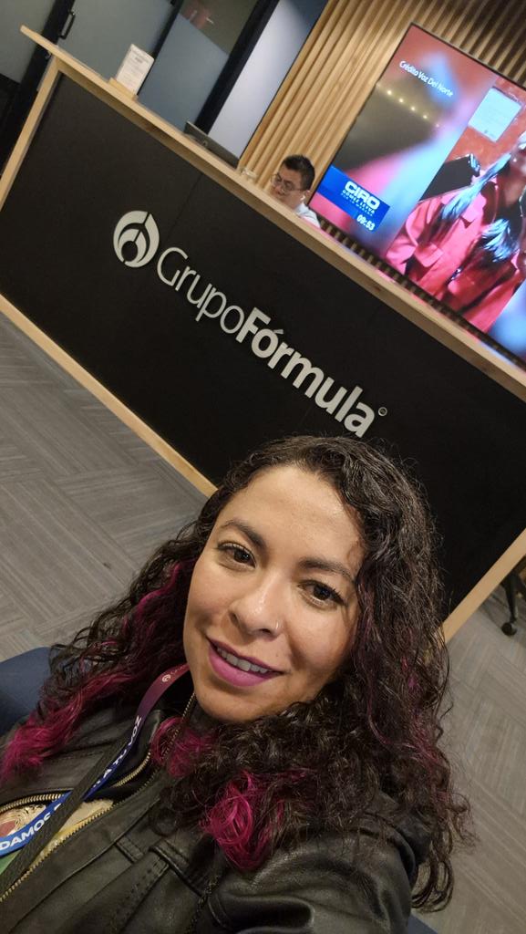 Amigos, hoy a las 10:15 vamos a estar en <a href="/Radio_Formula/">Grupo Fórmula</a> con Daniel Dithurbide, para invitarles al "Festivalito del amorts" en #Xochimilco. Pueden sintonizar el 103.3 de FM o por YouTube 👇🌿👩‍❤️‍💋‍👩❤️🍻 youtube.com/live/aOR6bwdHH…