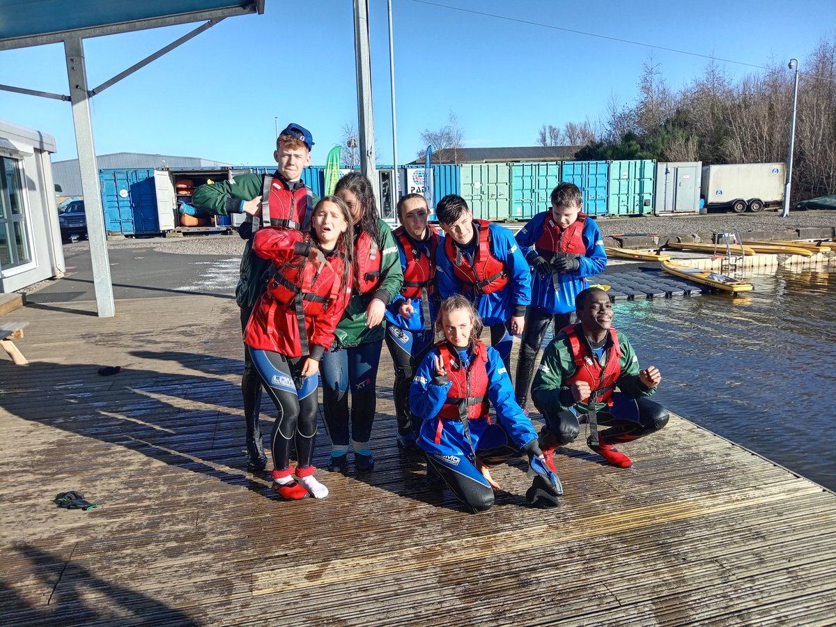 ASGBellahouston's tweet photo. What a fantastic day. So much fun, laughter &amp;  learning &amp;   this 👉☀️ These @BellahoustonAc students were amazing. .
Thanks to @BlairvadachOEC staff Ruairidh and Andy.
@DeborahFARE @PEPASSGlasgow https://t.co/R9uTMX2UDu