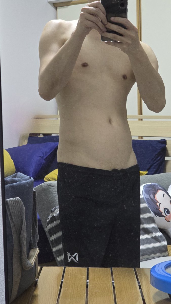 เข้ามาทักทายคนที่วาเลนไทน์นี้ไม่รู้จะไปไหนหมือนกันครับ 55
#โสด #โบทรับ #fwb #เกงบอล