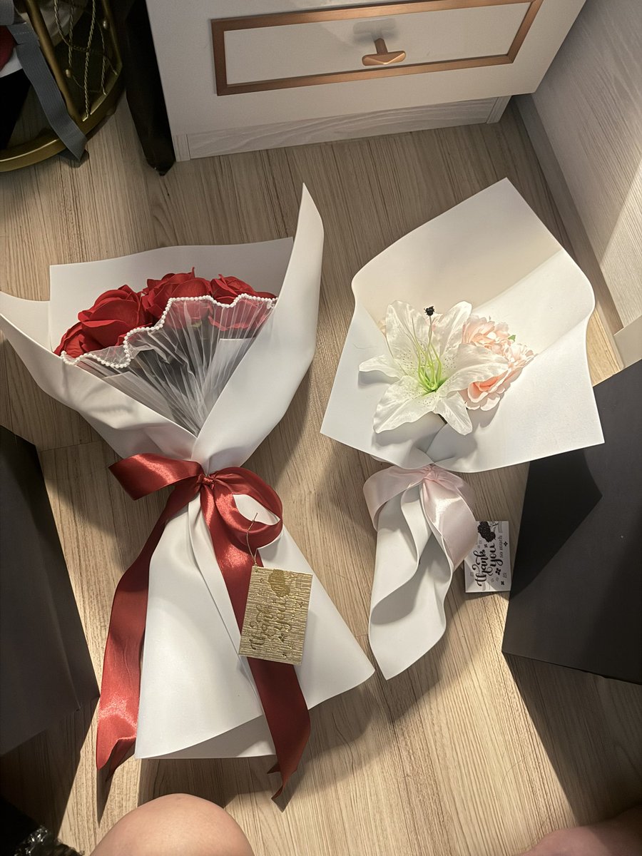 marewsprw's tweet photo. ใครหาดอกไม้พน แมสพนทันงับ 
M389฿ L589฿  id mamew47
#วาเลนไทน์ #ValentinesDay  #ช่อดอกไม้วาเลนไทน์ #ช่อดอกไม้ #กุหลาบ #ดอกไม้วาเลนไทน์ #ปากคลองตลาด #วันวาเลนไทน์ #ดอกไม้สด #หิ้วดอกไม้ https://t.co/2vOaLWsVZp