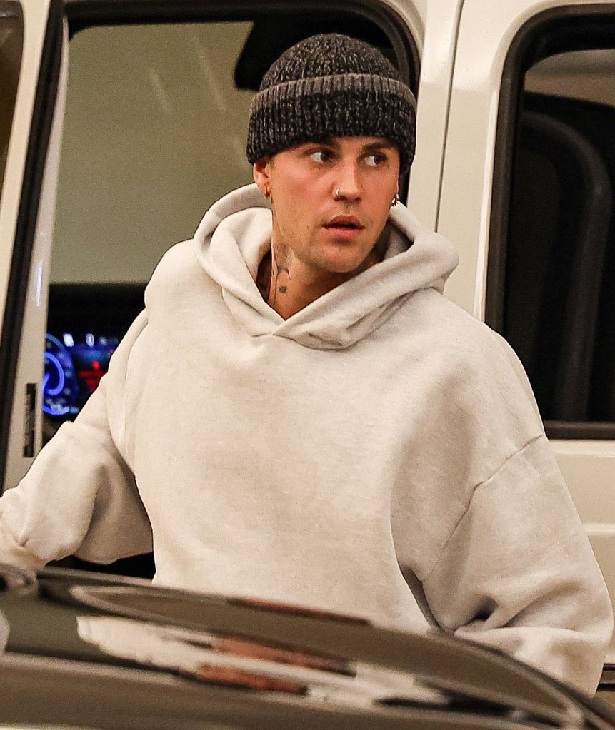 falaram que 2026 é novo 2016 e o justin bieber levou a sério