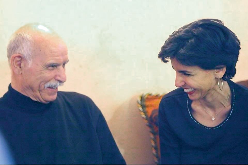AlertesInfos's tweet photo. 🇫🇷🇲🇦 Rachida Dati révèle avoir "payé quelqu’un" pour surveiller son père au Maroc afin d’éviter qu’il ne se remarie. (podcast Ex) https://t.co/2TNZnmvBo1