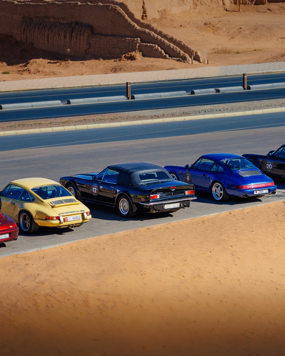 sevencarlounge's tweet photo. THE CLASSIC RUN
سيارات تحكي قصص الزمن الجميل
Cars that tell stories of the golden era
#classicrun #roadtrip #sevencarlounge #alula #cars #adventure https://t.co/oM1ZOCI5yz