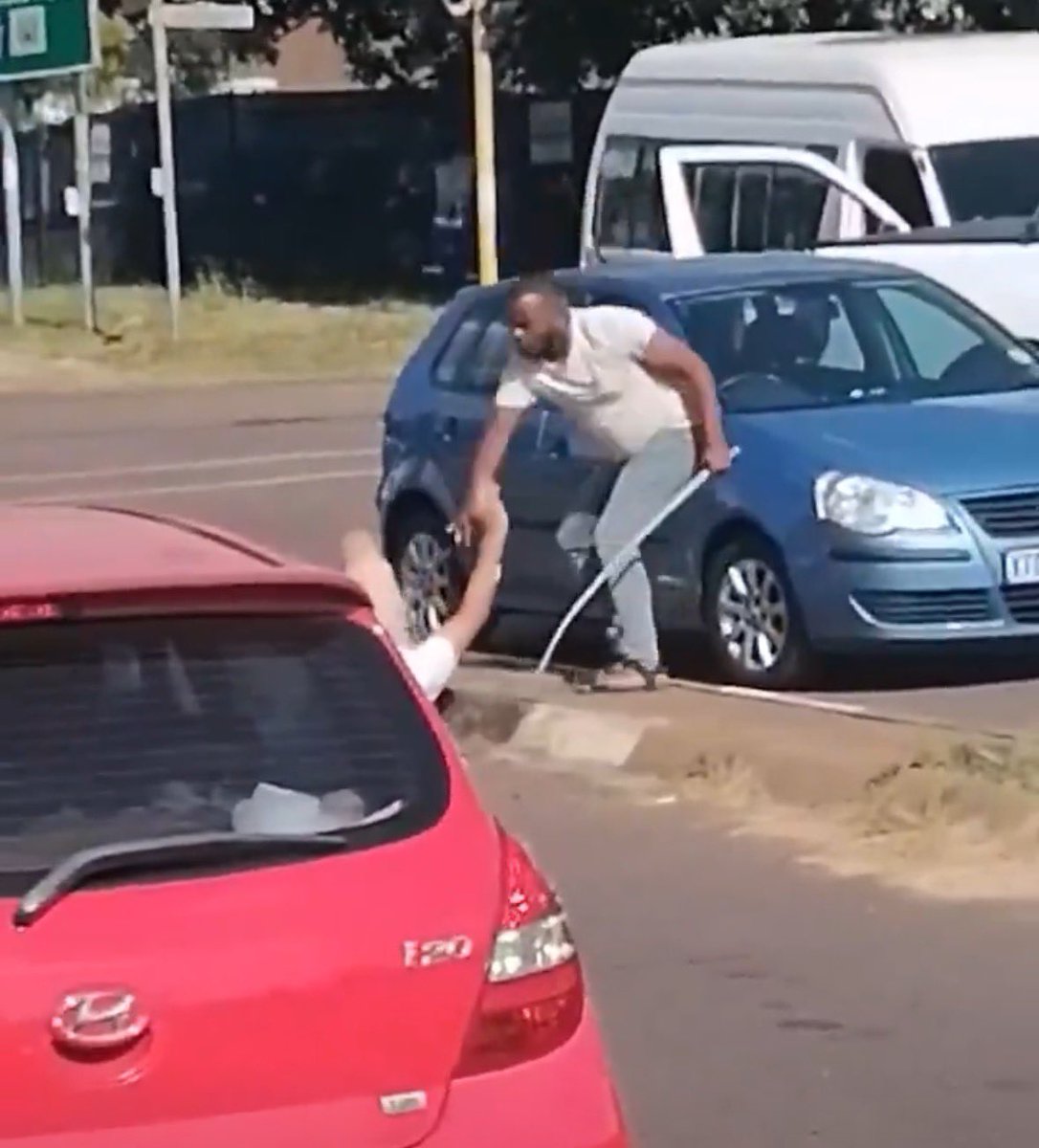 Barney Simon tweet media