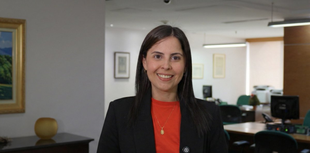 Bolsacaracas's tweet photo. ¿Quieres invertir en el mercado de valores?  Carolina Alcalde, amplia los detalles que debe seguir toda persona, natural o jurídica, para invertir en la Bolsa de Valores de Caracas.

@josegrasso 

💻  https://t.co/46MzfrJiz8 https://t.co/2x06pY30GE