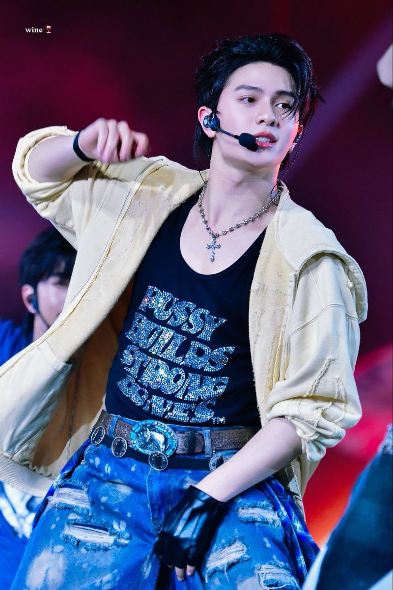 Ade (Because He's Mine) tweet media