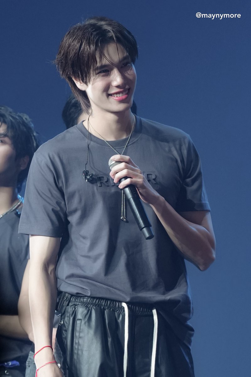 maynymore's tweet image. ยิ้มน่ารักมาก🫶🏻🫶🏻🫶🏻

PHUWIN RISING RISERCON

#RISERCONCERTD1
#phuwintang @phuwintang