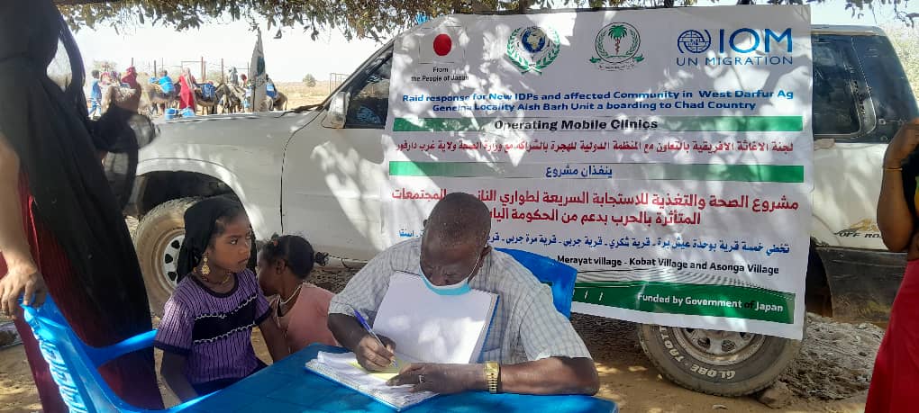 relief_c1's tweet photo. African Relief Committee (ARC), in partnership with the International Organization for Migration (IOM), is supporting three mobile clinics in West Darfur along the border with Chad.
These clinics are providing lifesaving health services to internally displaced persons (IDPs) https://t.co/LFwCEpVAbj