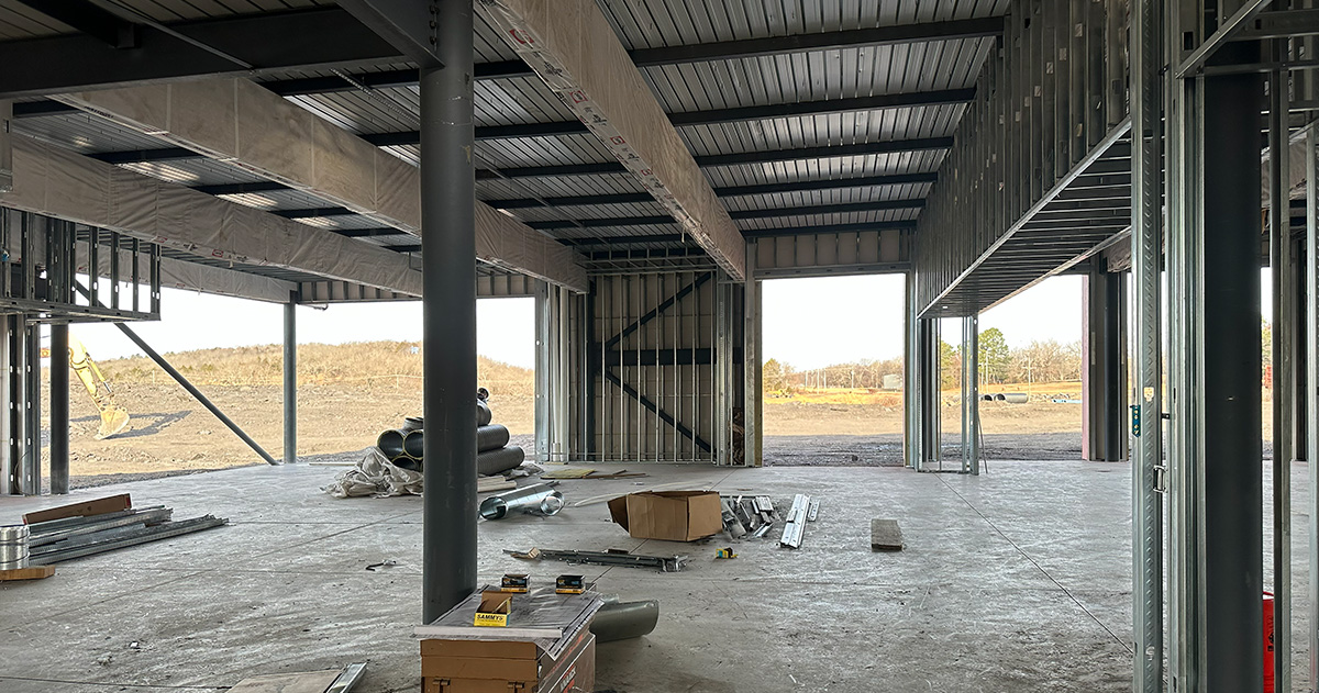 MAHGarch's tweet photo. Early morning site visit to check progress at the future Sebastian County Library! Everything is moving along nicely! #mahgarchitecture #publiclibrary
✅Metal Stud Framing
✅Exterior fluid-applied waterproofing
✅Exterior Colors Selected https://t.co/O3XnSPvITK