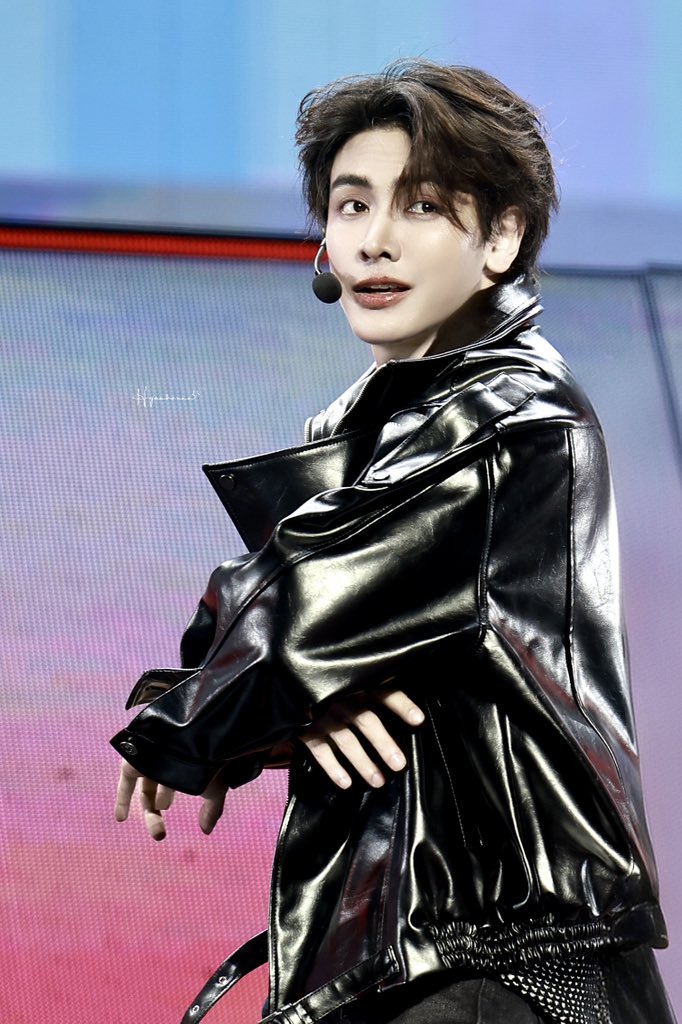 Hyunhannn tweet media